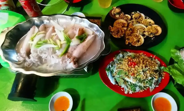 Hải sản quán cây bàng
