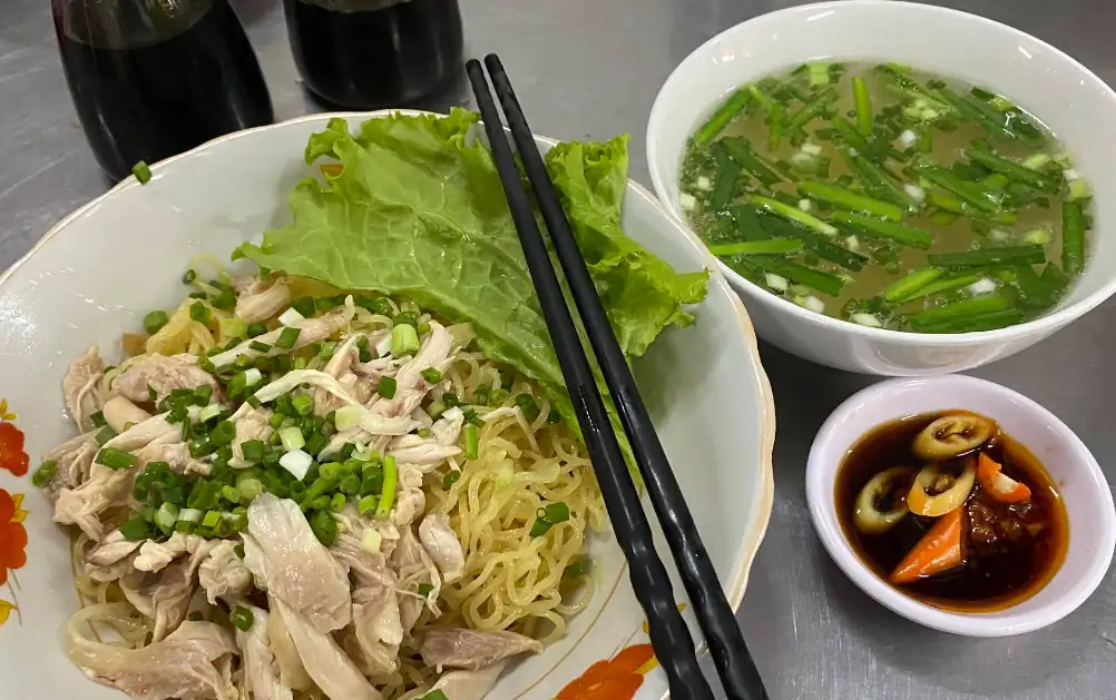 Hủ tiếu quán 67