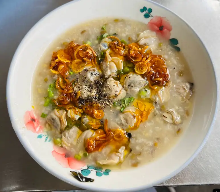 Cháo Nghêu Cô Gió